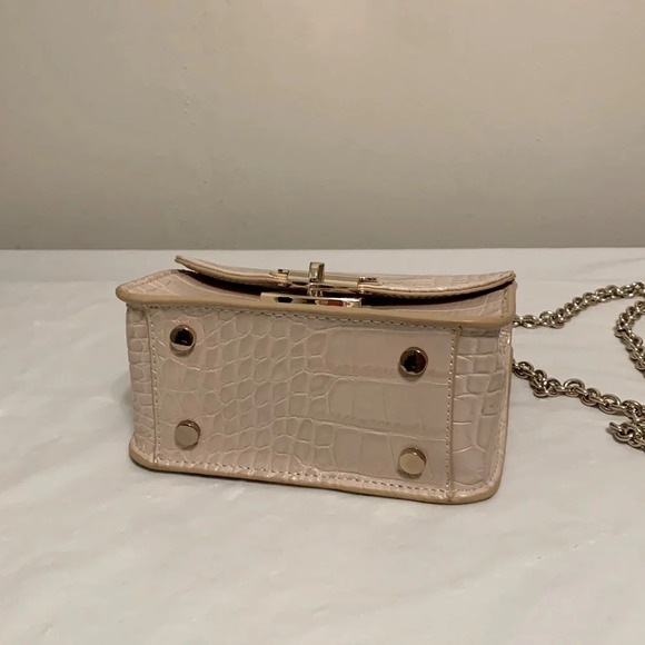 SAM EDELMAN NWOT Hudson Mini Crossbody Bag in Cream with Gold Chain - Picture 5 of 11